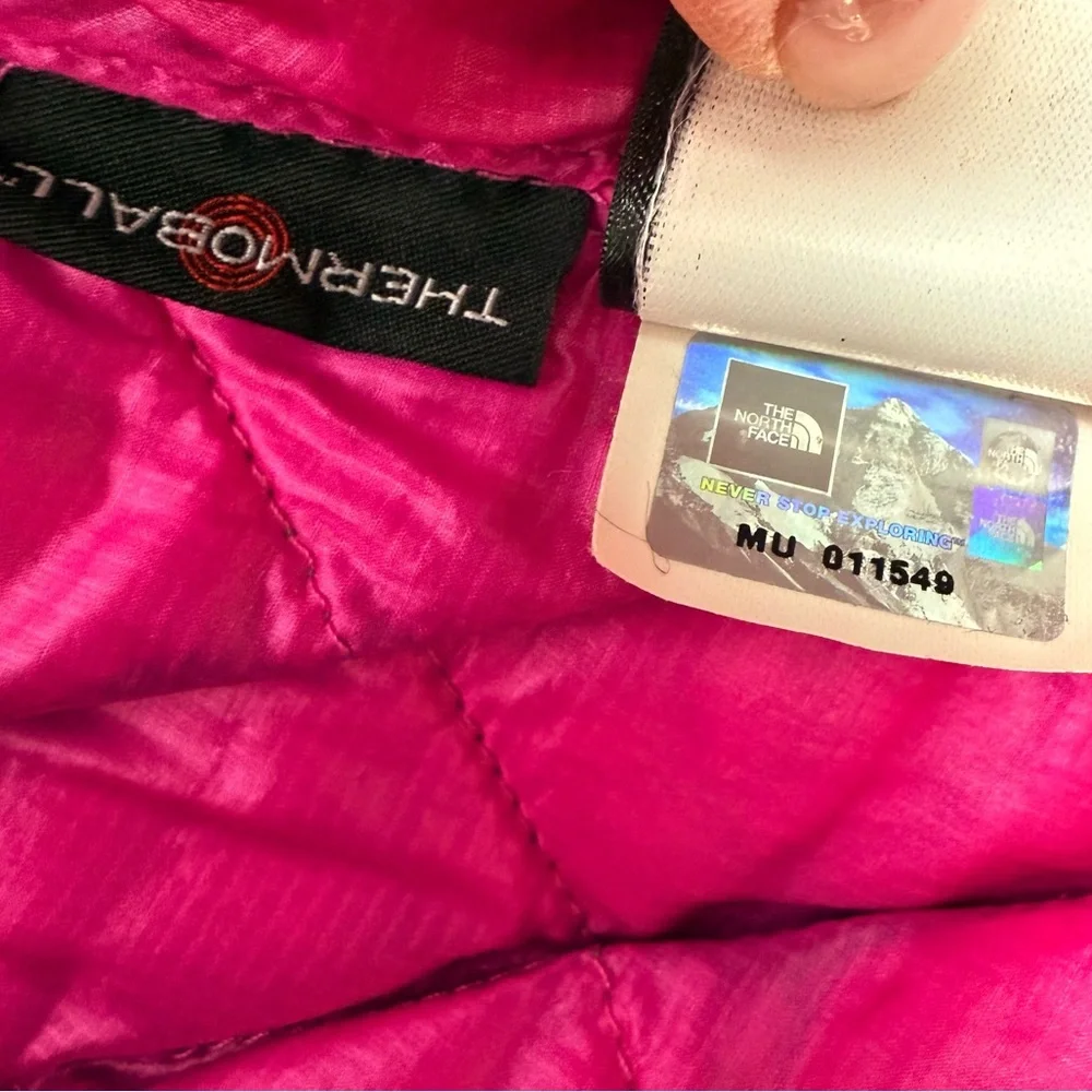 The North Face Thermoball quilted jacket,‎ WOMENS Size XSMALL